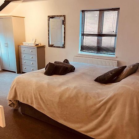 Cosy And Peaceful Maisonette With Terrace, คิดเดอร์มินสเตอร์ ภายนอก รูปภาพ