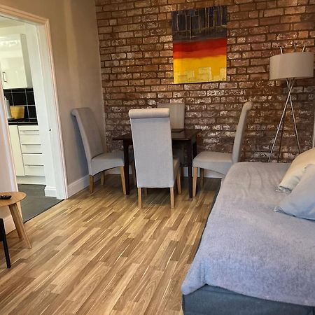 Cosy And Peaceful Maisonette With Terrace, คิดเดอร์มินสเตอร์ ภายนอก รูปภาพ