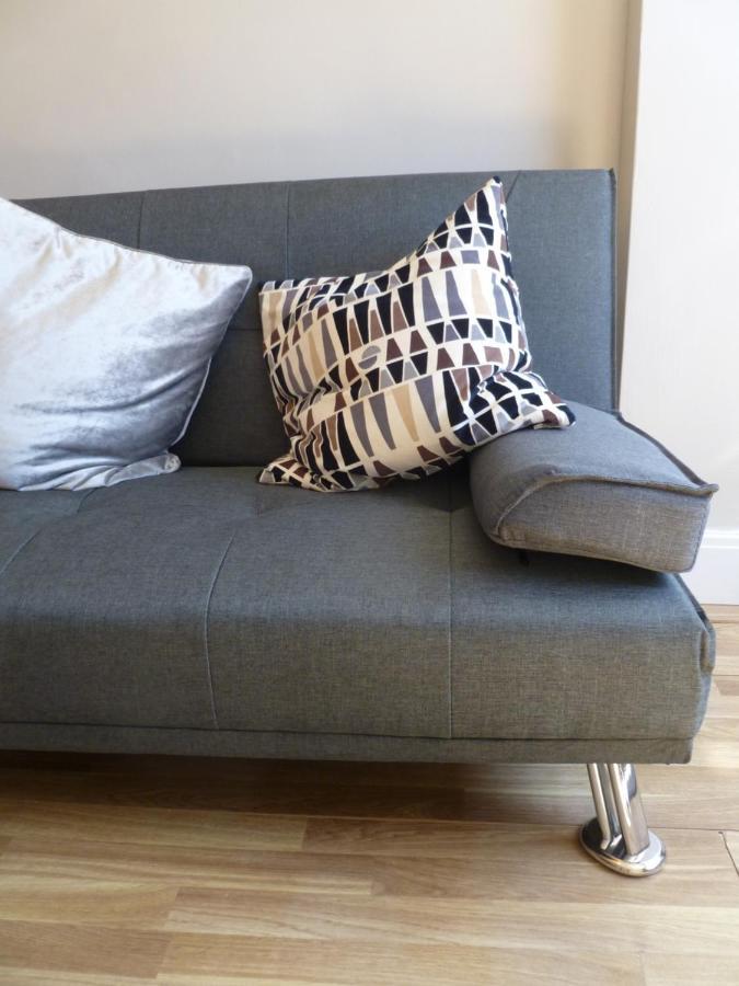 Cosy And Peaceful Maisonette With Terrace, คิดเดอร์มินสเตอร์ ภายนอก รูปภาพ